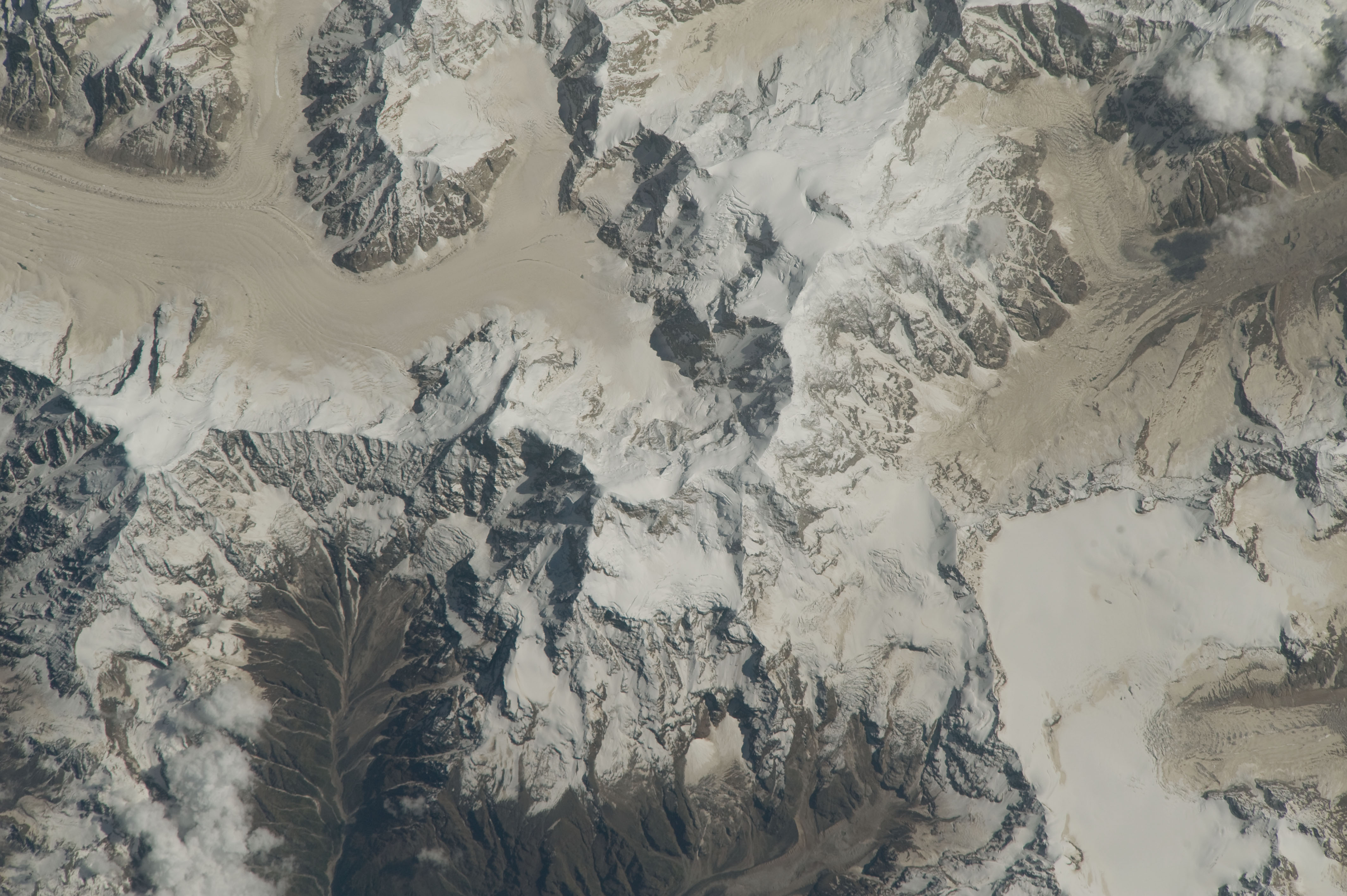 ウッタランチャル