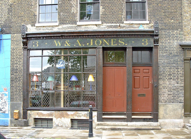 フルニエ通り1番地、3番地