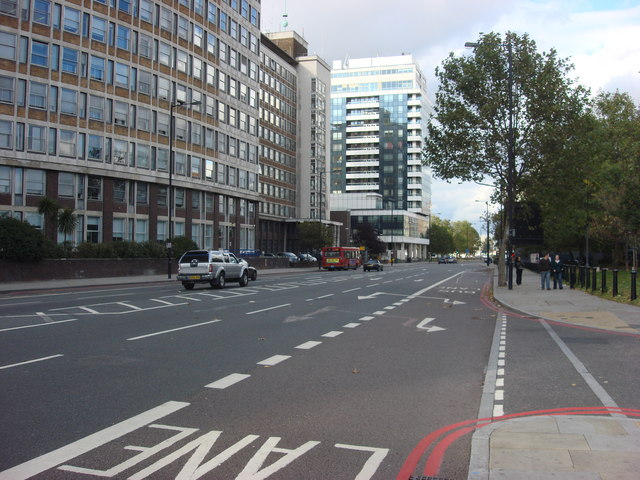 アルバート・エンバンクメント