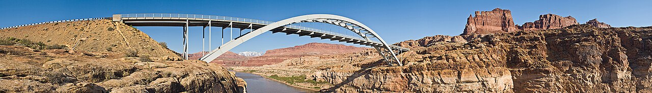 スプリング・シティ