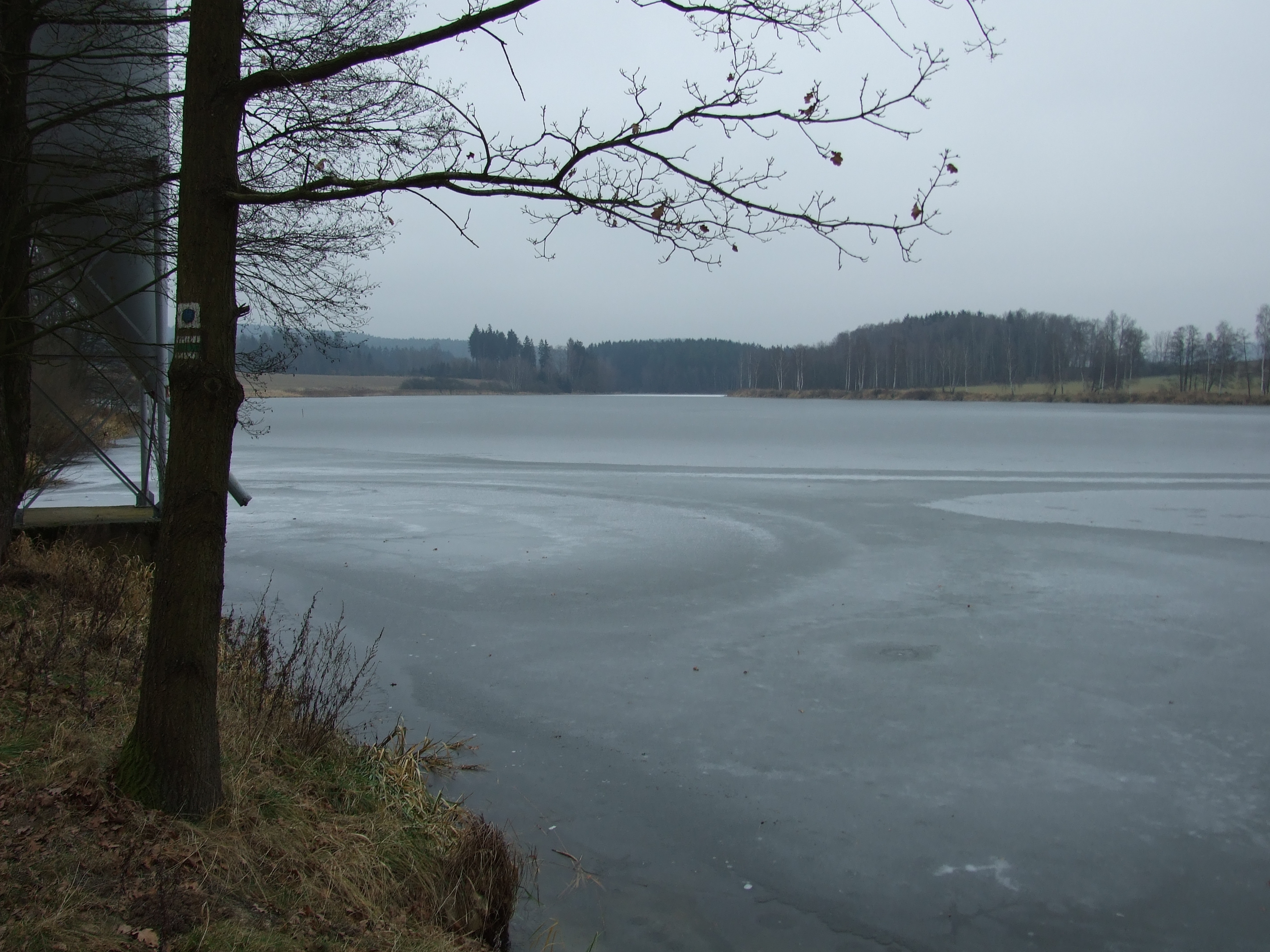 インドルジフーフ・フラデツ